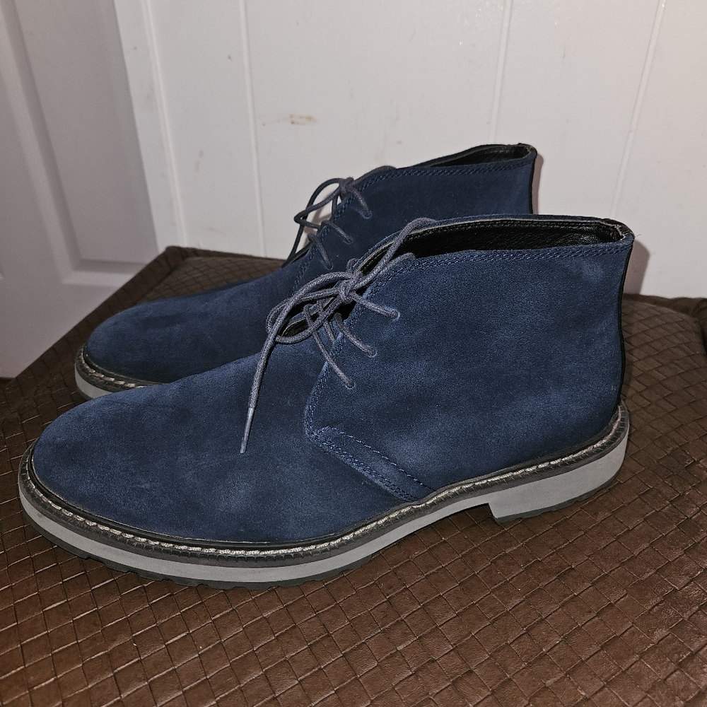 Calvin Klein chukka suede boots
